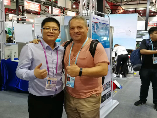 廣東環(huán)?？照{(diào)廠家瑞泰風(fēng)參展廣交會，一路人氣暴漲